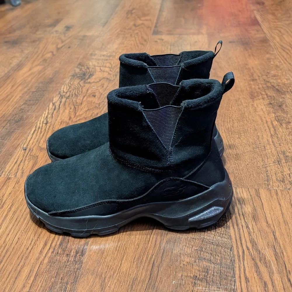 Skechers Hands Free Slip-ins Easy Going Casual Icon‎ Suede Ankle Boots Size 5.5